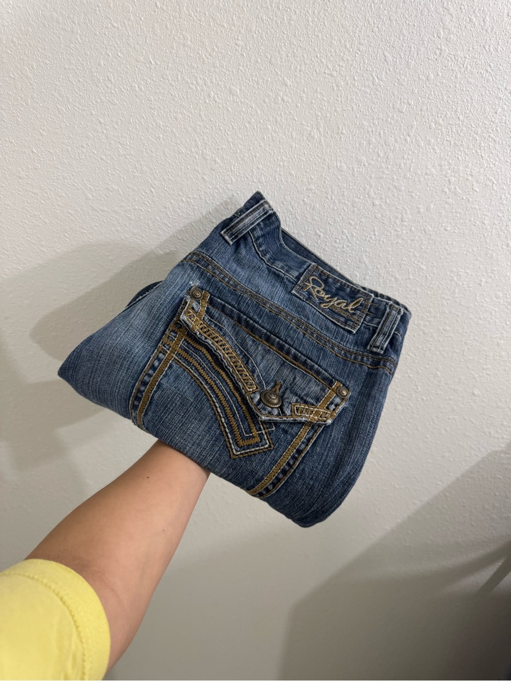 Men’s royal blue jeans
